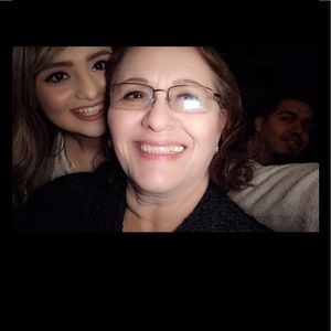 Meet your Posher, Olivia